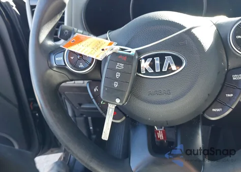 2019 Kia Soul z USA, uszkodzony, nr VIN KNDJN2A29K7020274